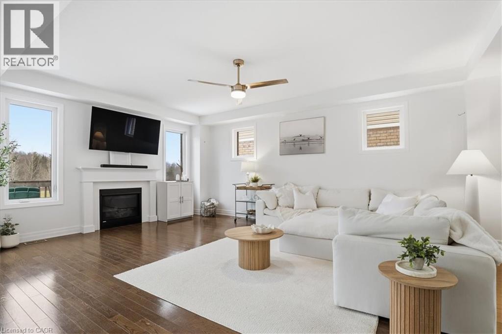 328 SHADY GLEN Crescent thumbnail 6