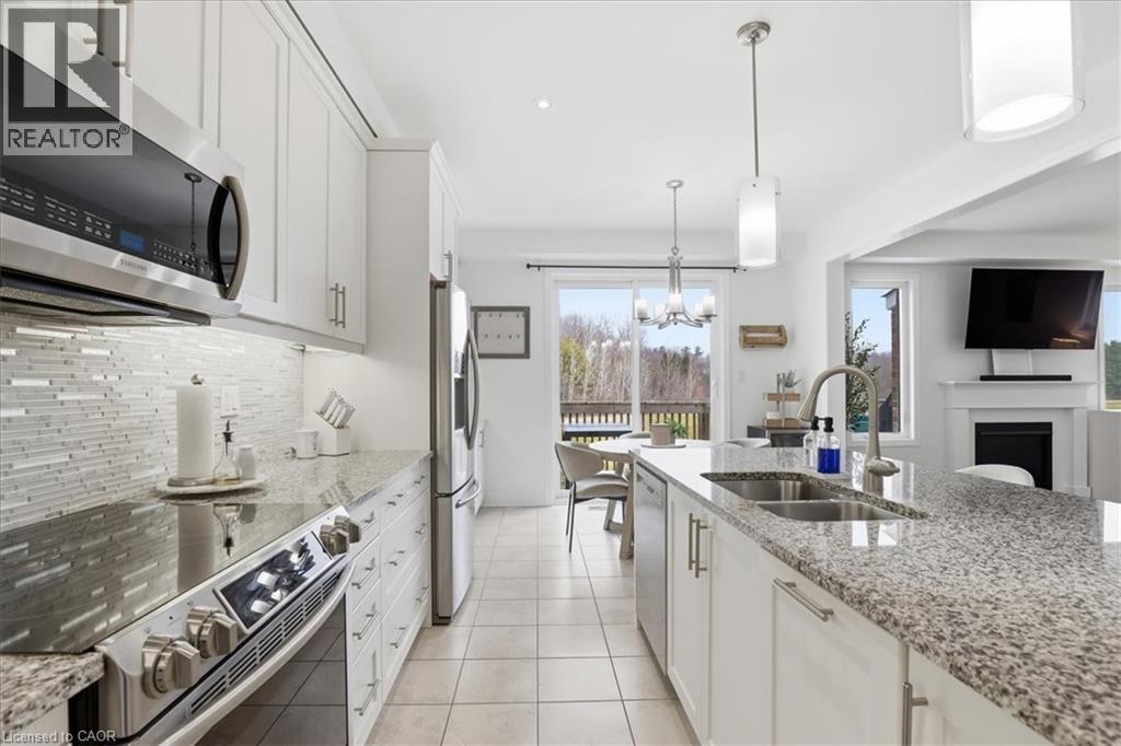 328 SHADY GLEN Crescent thumbnail 10