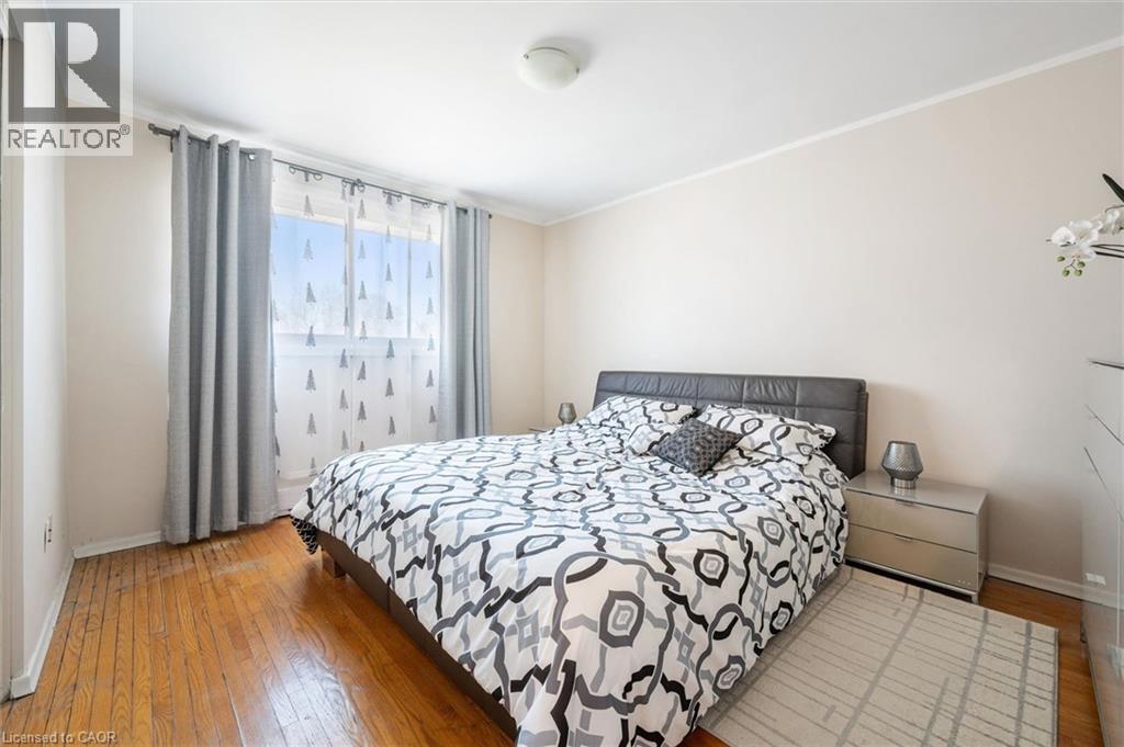 55 RALGREEN Crescent thumbnail 23