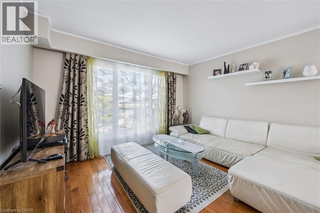 55 RALGREEN Crescent thumbnail 6