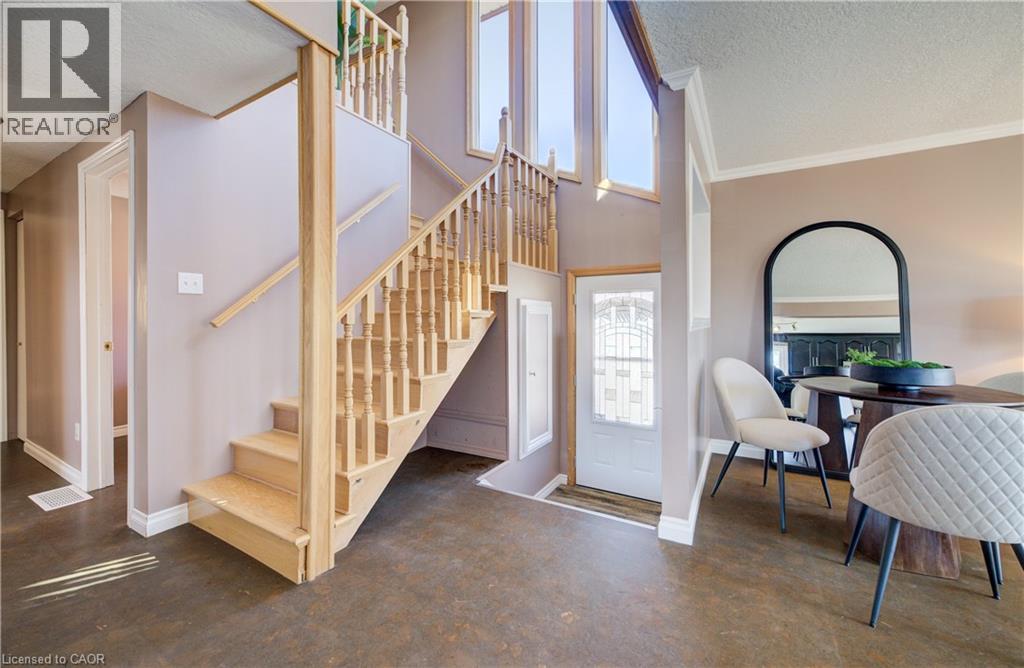 24 FARMINGTON Place thumbnail 4