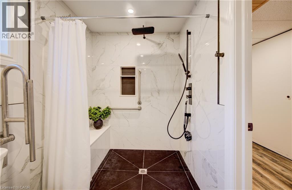 24 FARMINGTON Place thumbnail 40