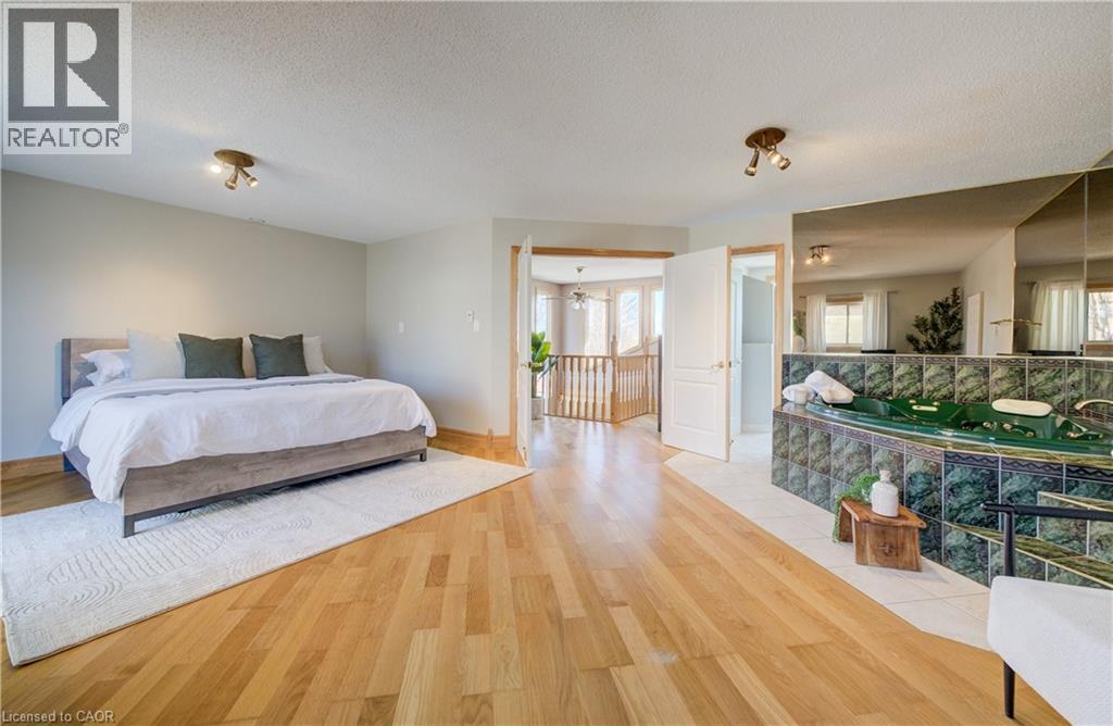 24 FARMINGTON Place thumbnail 30