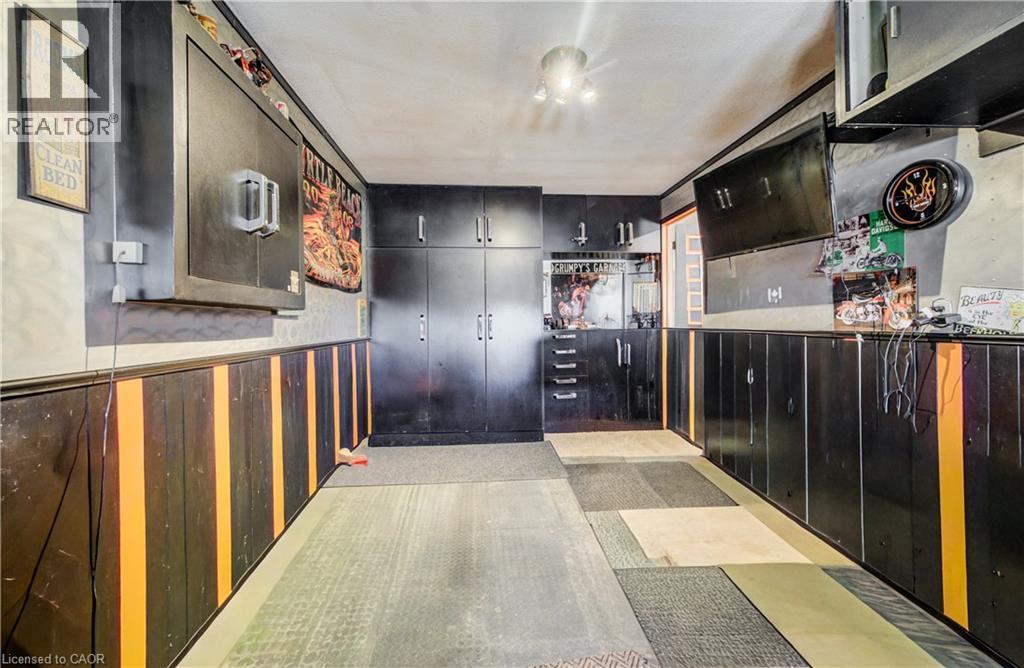 24 FARMINGTON Place thumbnail 38