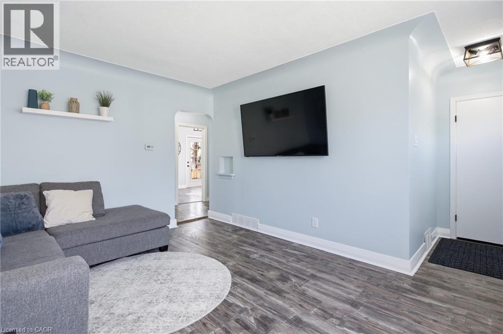 123 FIFTH Avenue thumbnail 9