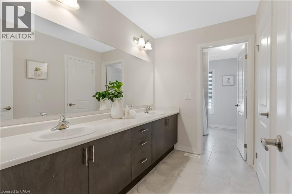 14 MARY WATSON Street thumbnail 32