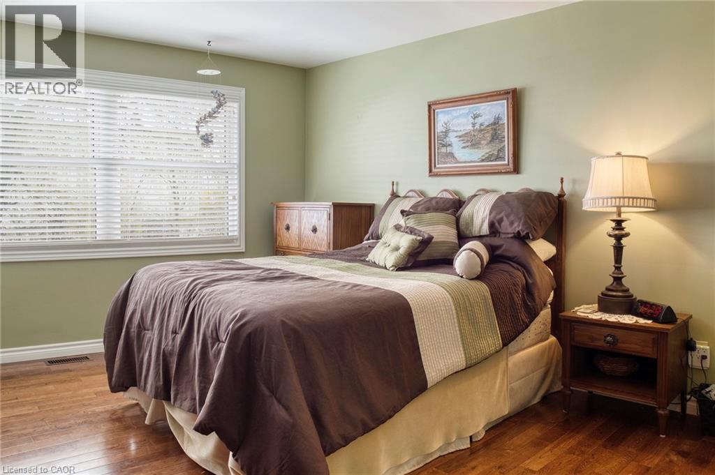 108 QUEENSWAY Drive thumbnail 17