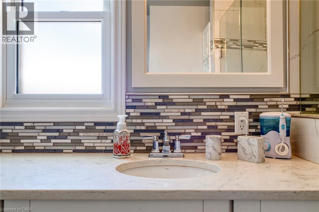 108 QUEENSWAY Drive thumbnail 23