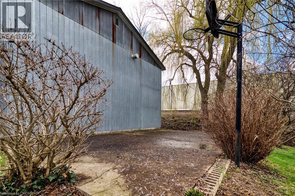 108 QUEENSWAY Drive thumbnail 36