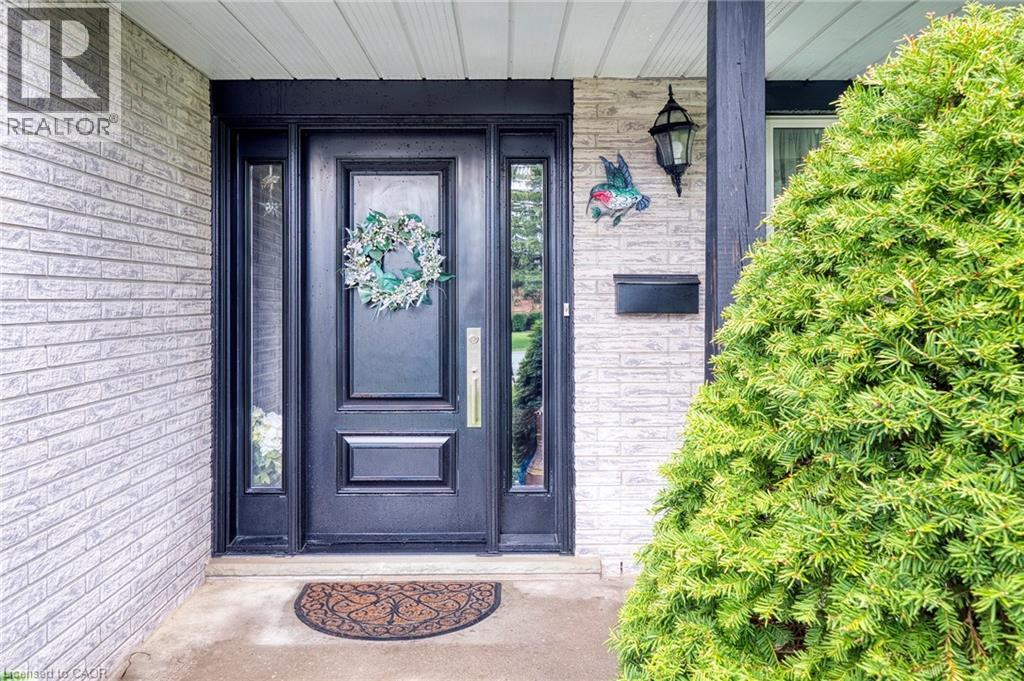 108 QUEENSWAY Drive thumbnail 4