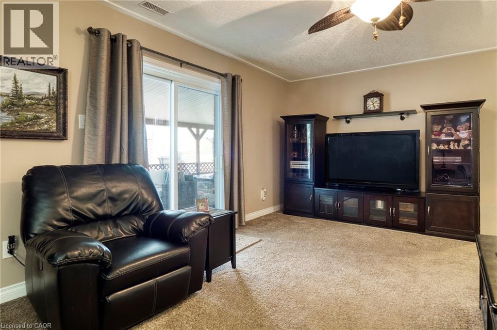 108 QUEENSWAY Drive thumbnail 33