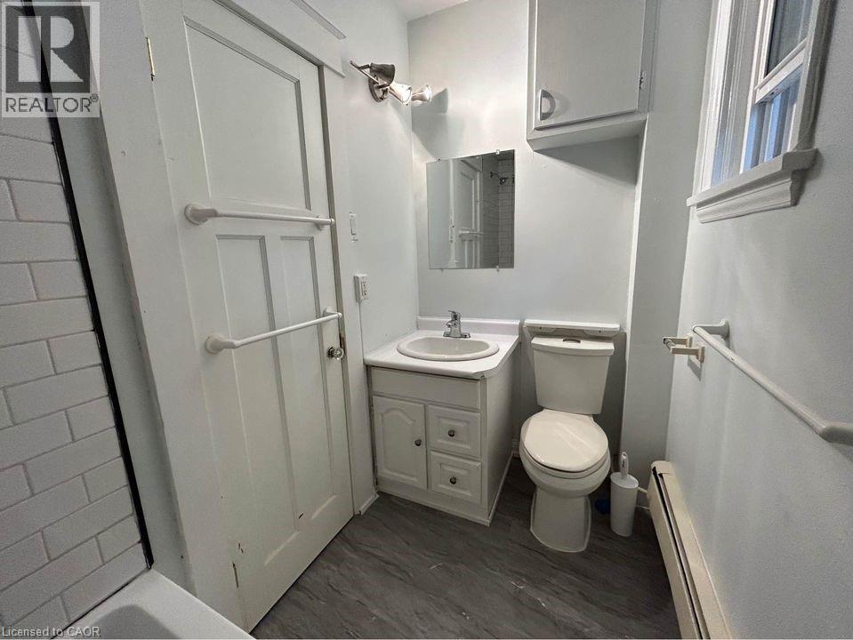 109 MOORE Avenue thumbnail 14