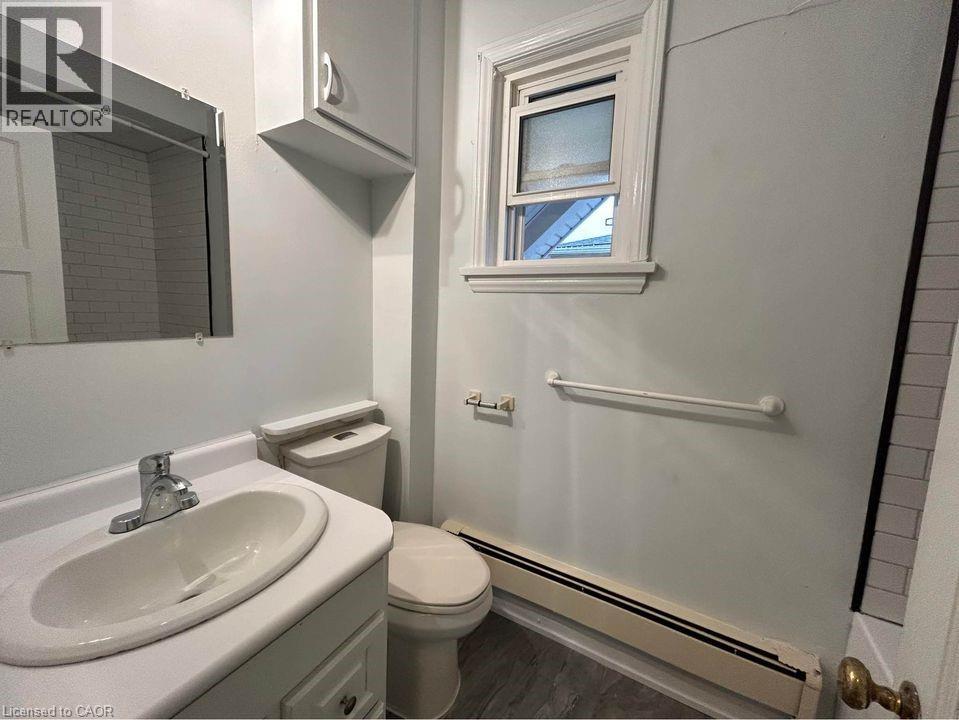 109 MOORE Avenue thumbnail 13