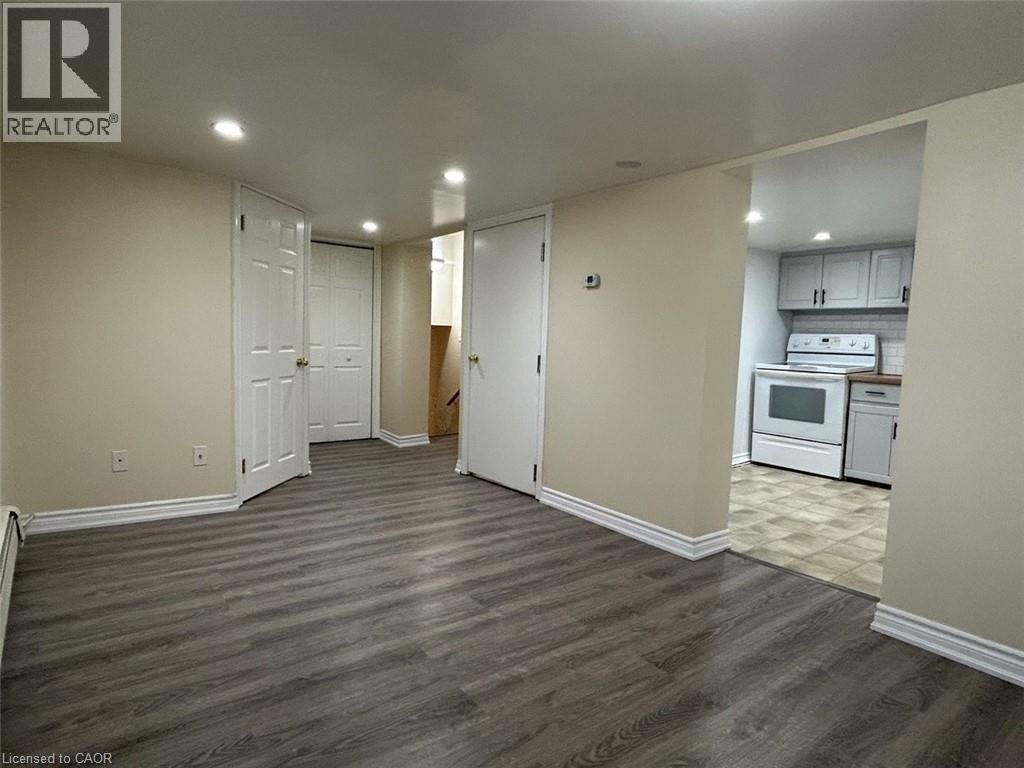 109 MOORE Avenue thumbnail 25