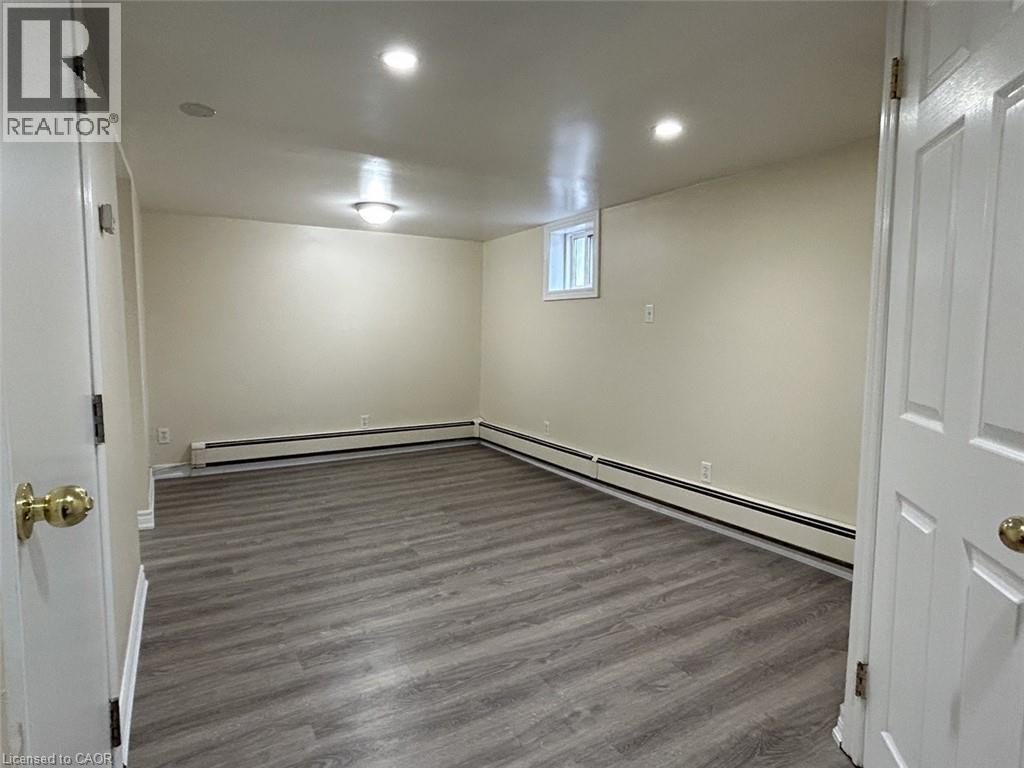 109 MOORE Avenue thumbnail 26