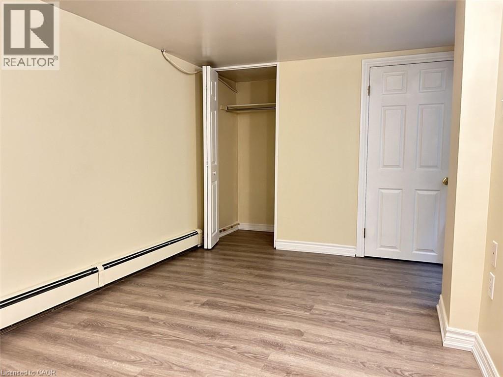 109 MOORE Avenue thumbnail 30