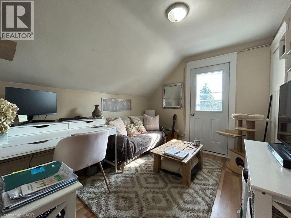 109 MOORE Avenue thumbnail 18