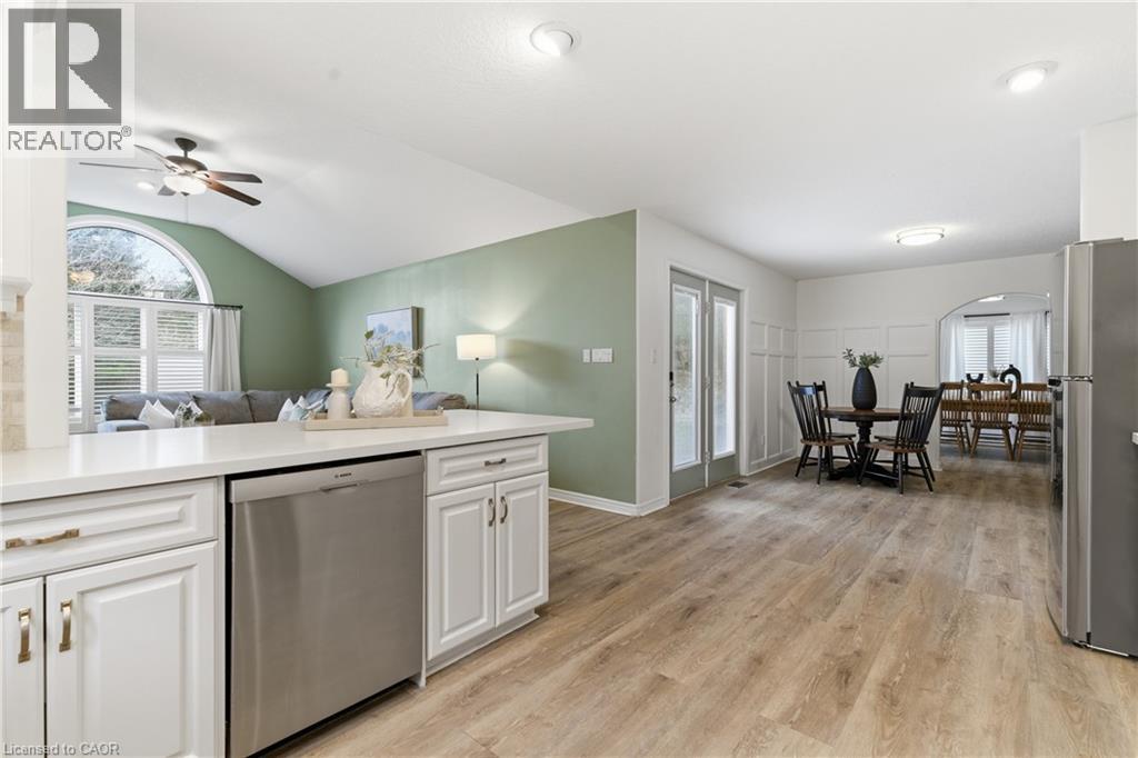 43 ARDWOOD Place thumbnail 9