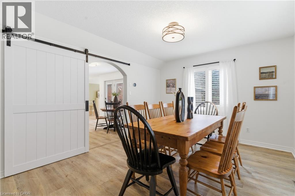 43 ARDWOOD Place thumbnail 16