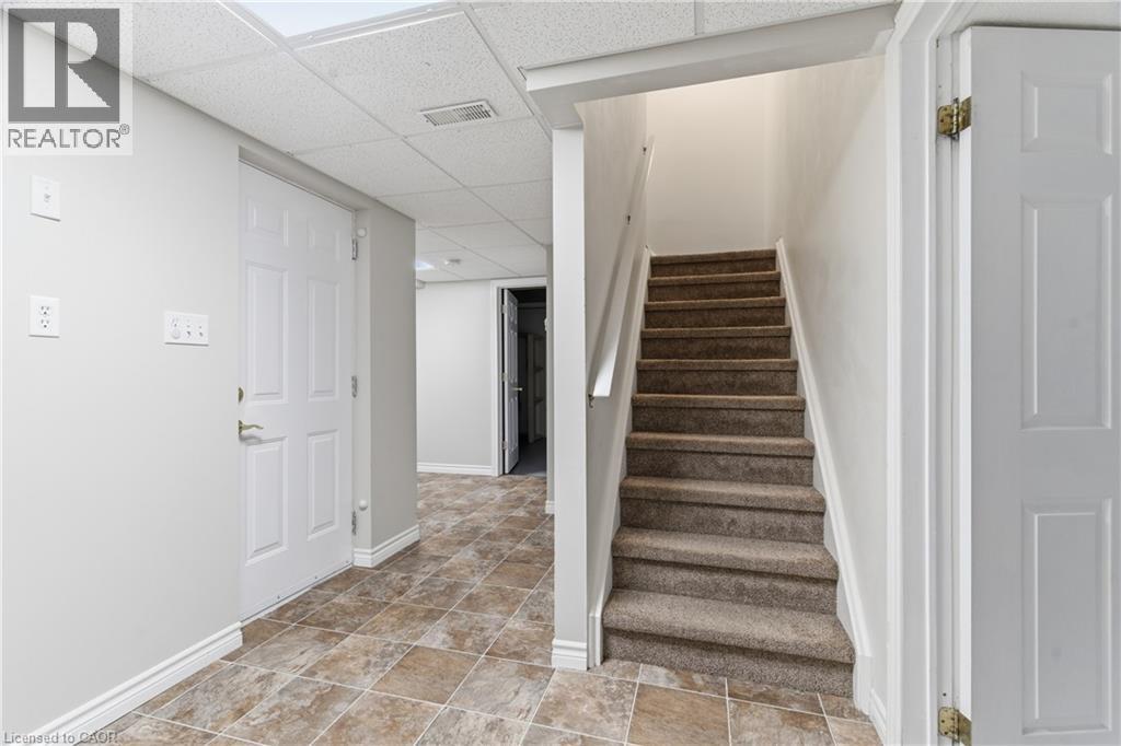 43 ARDWOOD Place thumbnail 34