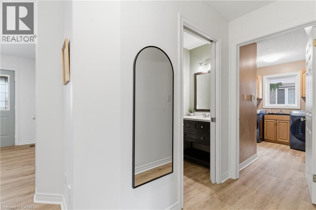 43 ARDWOOD Place thumbnail 17