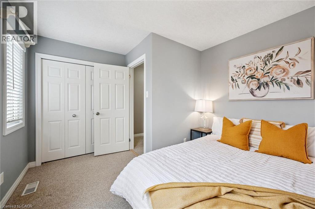 535 WINDFLOWER Crescent Unit# 54 thumbnail 17