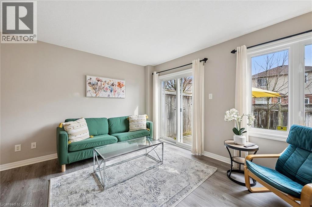 535 WINDFLOWER Crescent Unit# 54 thumbnail 6