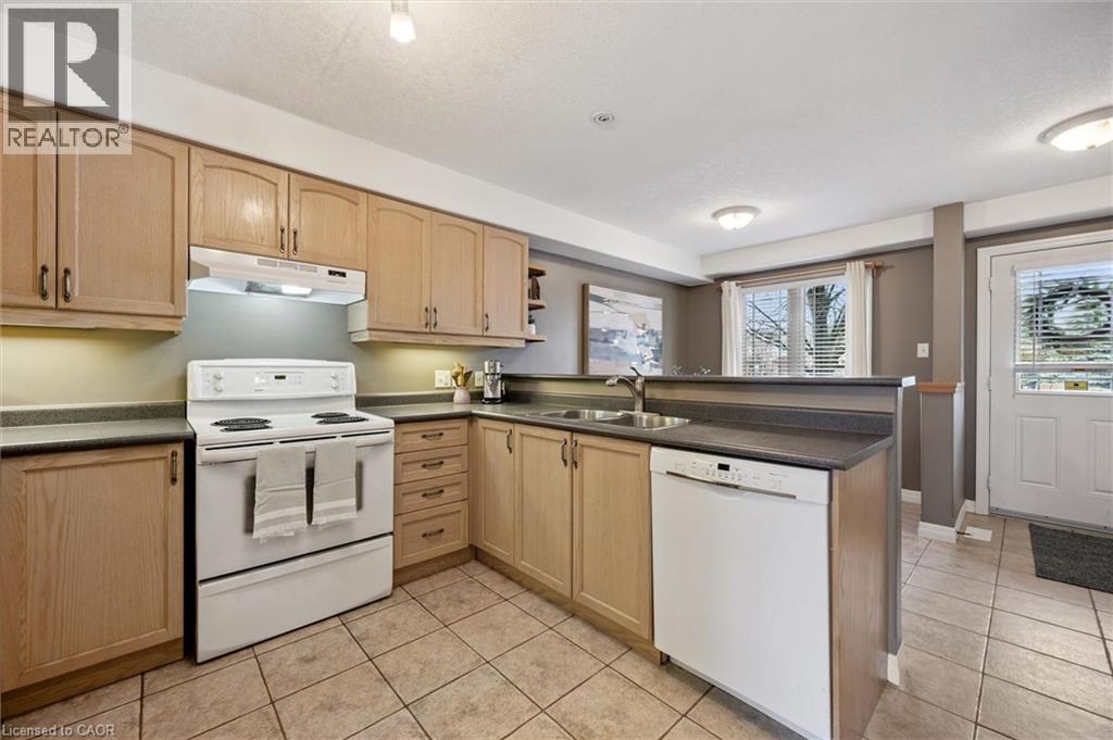 535 WINDFLOWER Crescent Unit# 54 thumbnail 8