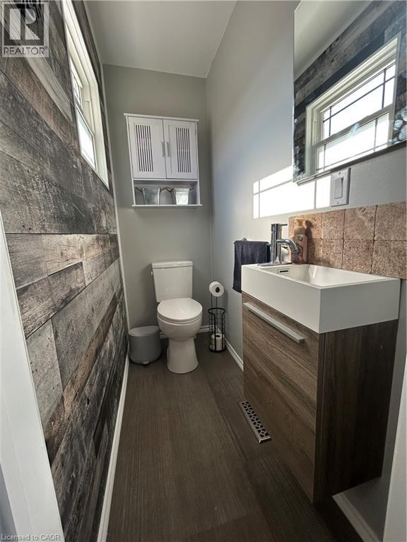 36 ANGELA Crescent thumbnail 28