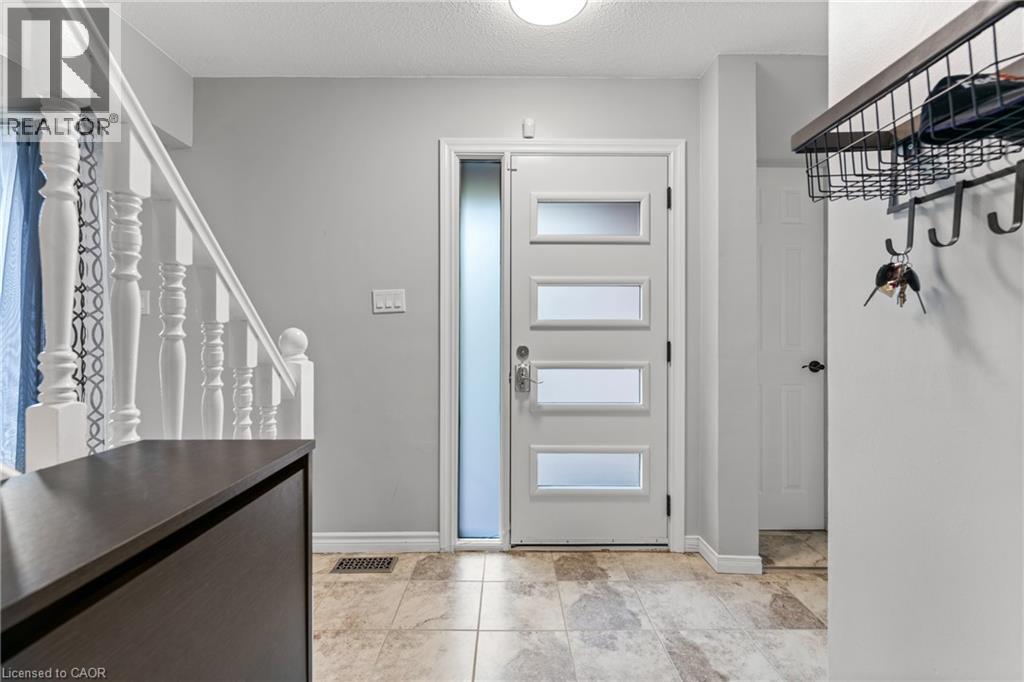 36 ANGELA Crescent thumbnail 3