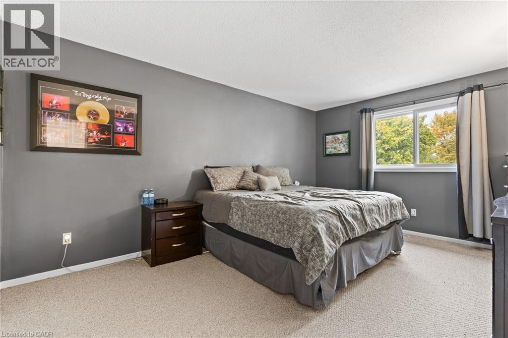 36 ANGELA Crescent thumbnail 19