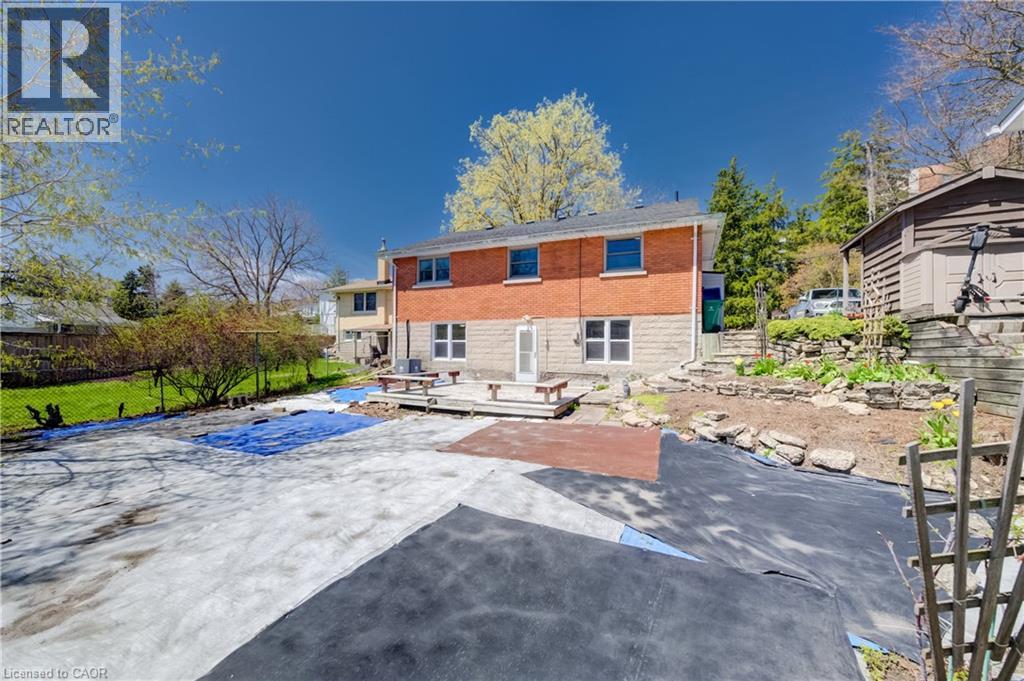 251 SHELDON Avenue N thumbnail 44