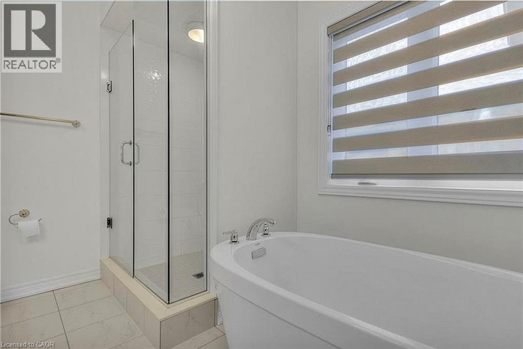 10 GEORGINA Street thumbnail 19