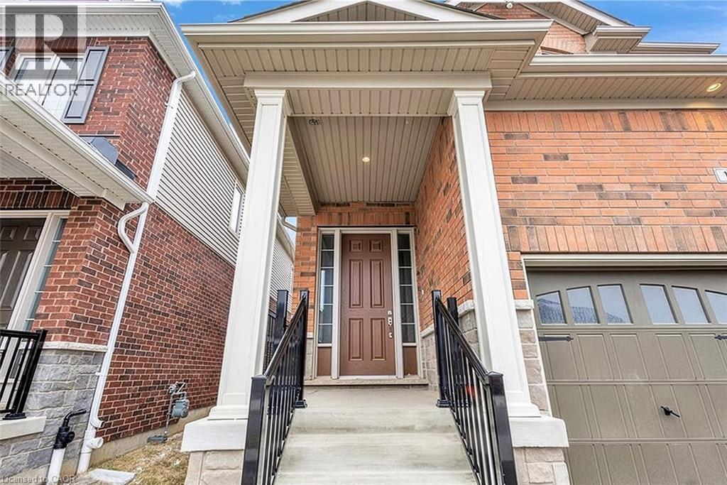 10 GEORGINA Street thumbnail 3