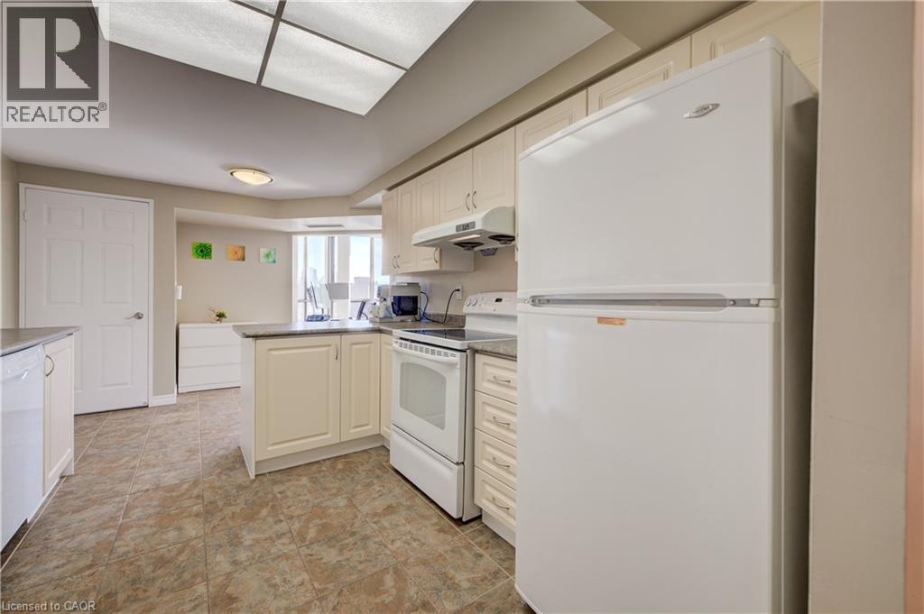 265 WESTCOURT Place Unit# 702 thumbnail 23