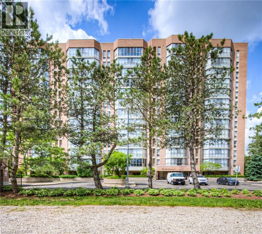 265 WESTCOURT Place Unit# 702 thumbnail 4