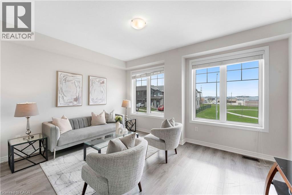 50 HOLLYWOOD Court thumbnail 2