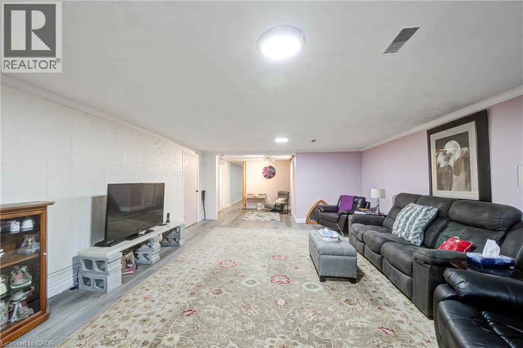 186 SHUH Avenue thumbnail 32