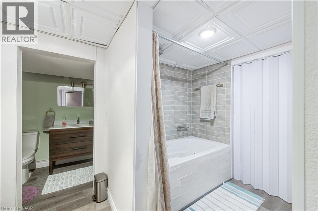 186 SHUH Avenue thumbnail 34