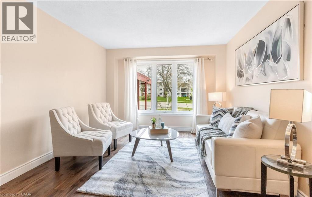 501 GLENELM Crescent thumbnail 11