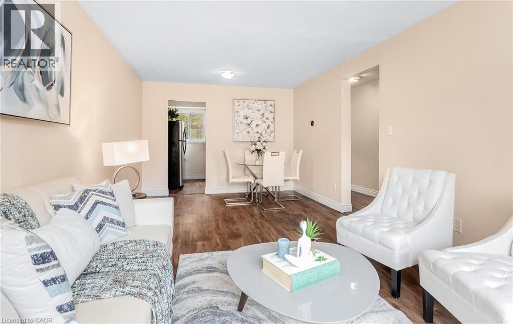 501 GLENELM Crescent thumbnail 14