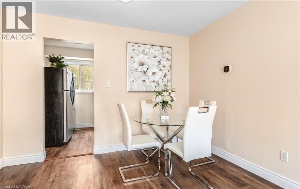 501 GLENELM Crescent thumbnail 16