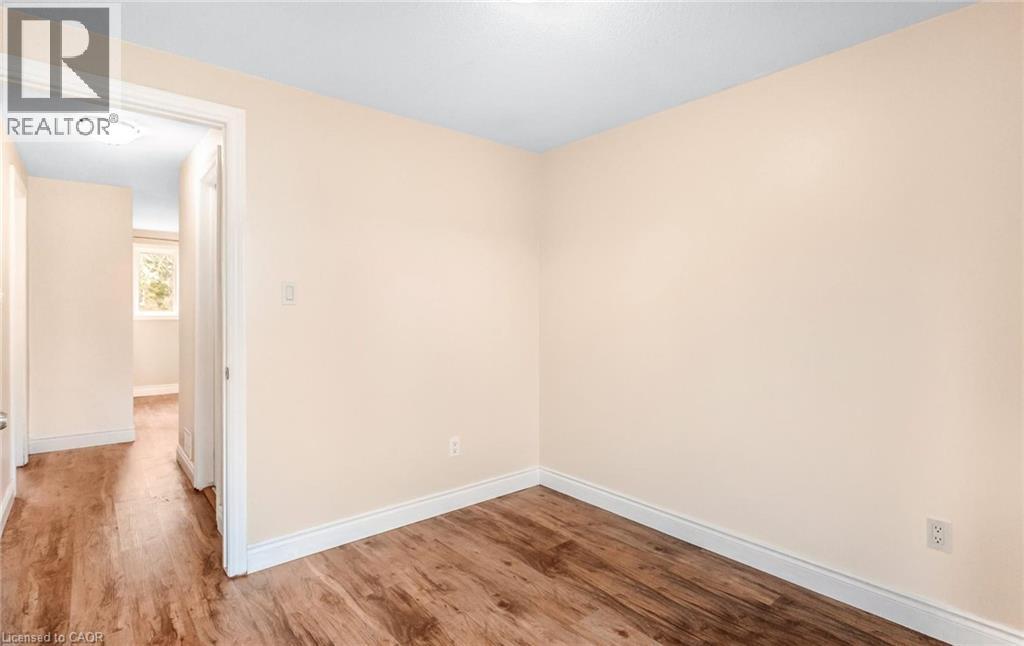 501 GLENELM Crescent thumbnail 30