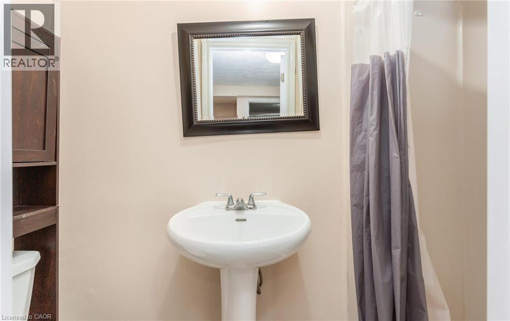 501 GLENELM Crescent thumbnail 42