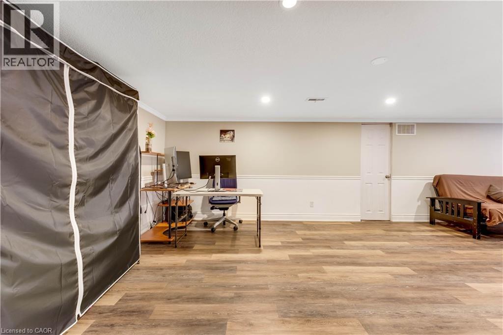 92 BRAESIDE Avenue thumbnail 37