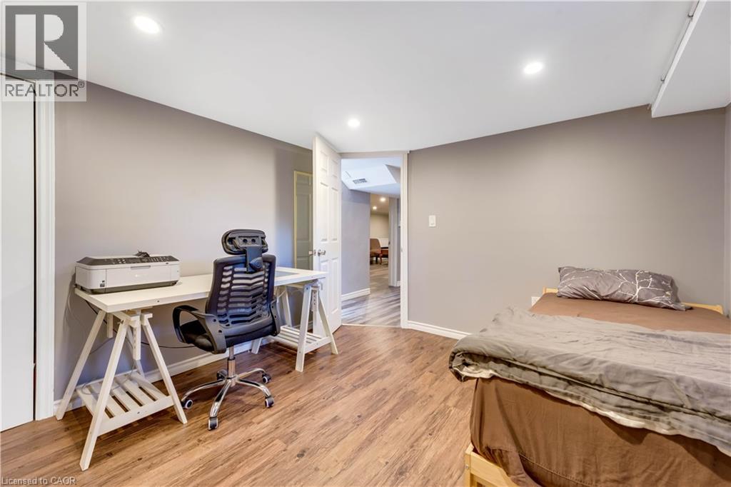 92 BRAESIDE Avenue thumbnail 32