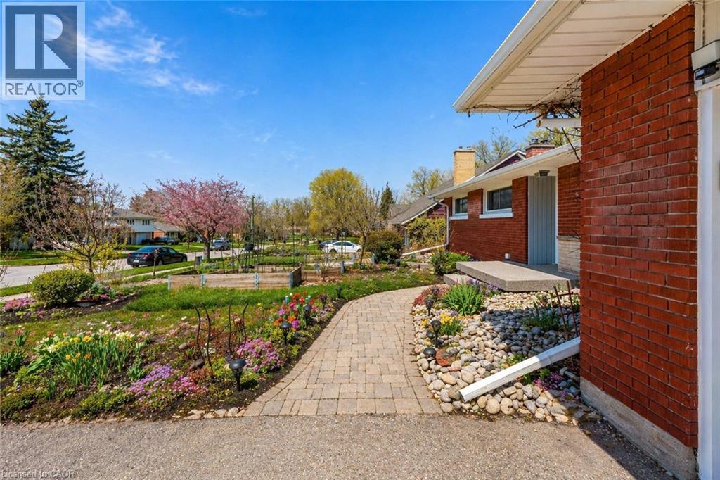 92 BRAESIDE Avenue thumbnail 41