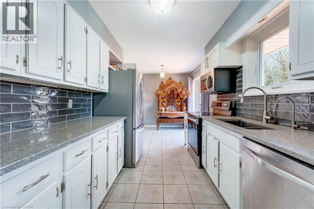 92 BRAESIDE Avenue thumbnail 9