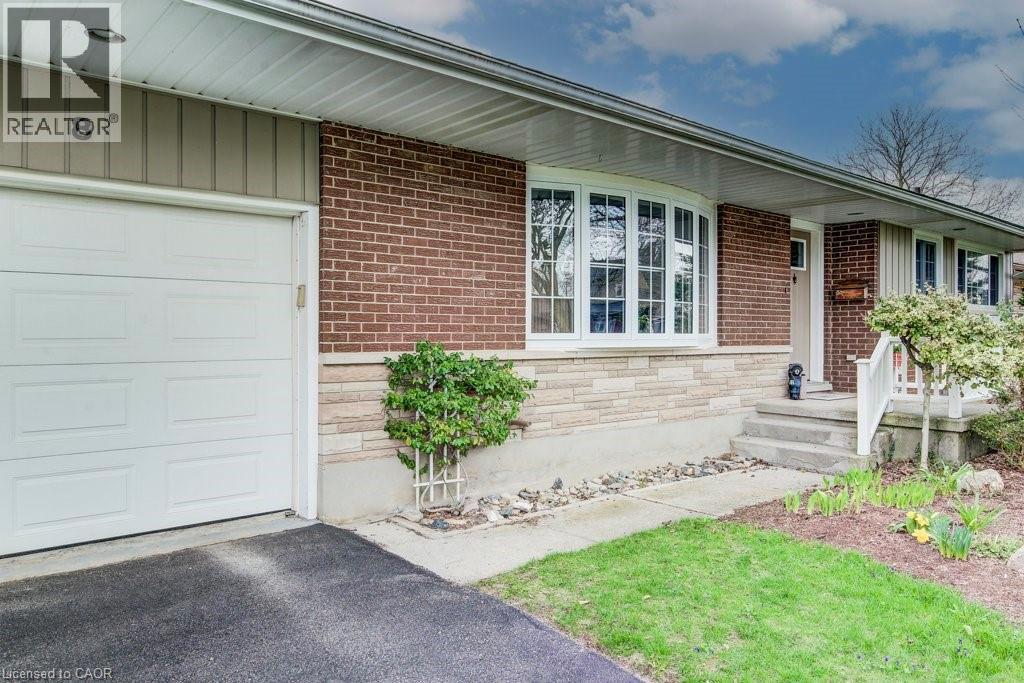 8 BLUEJAY Road thumbnail 5