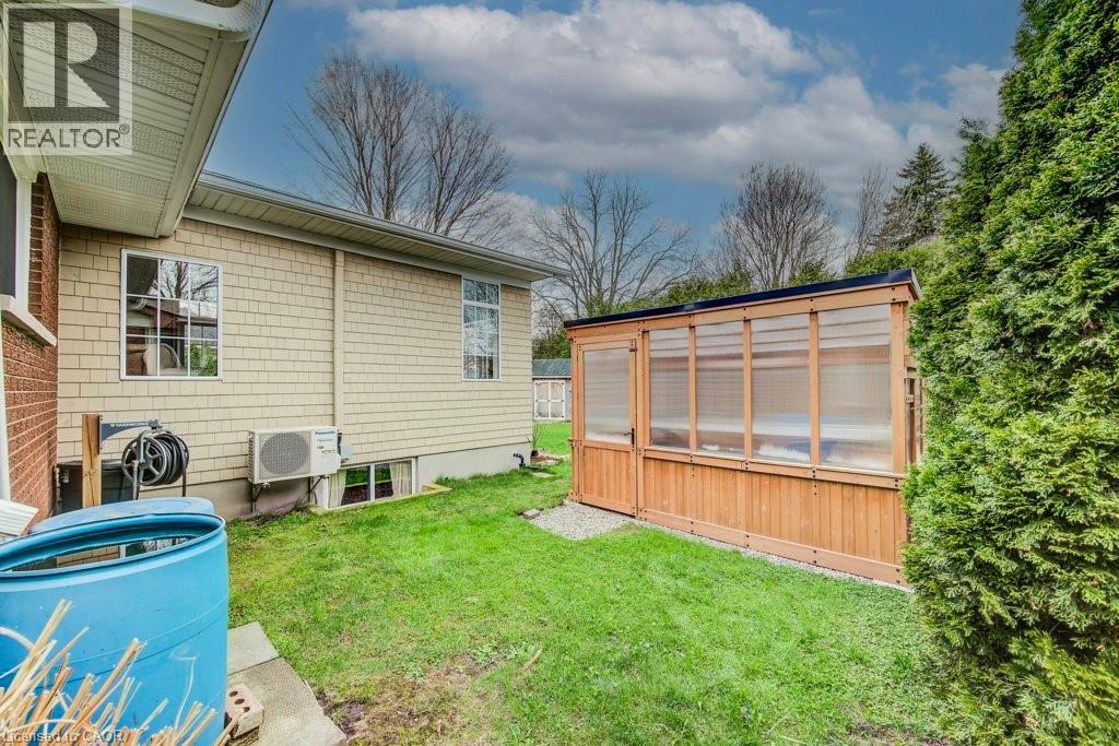 8 BLUEJAY Road thumbnail 39